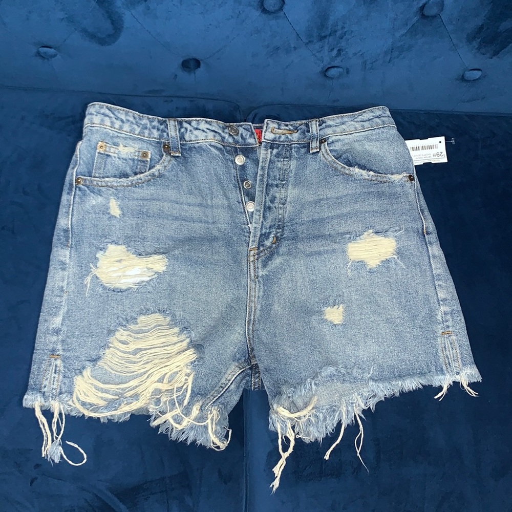 Denim distressed shorts size Large